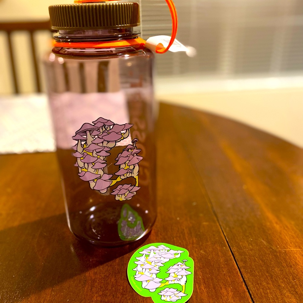 Glossier Seattle Nalgene + Sticker